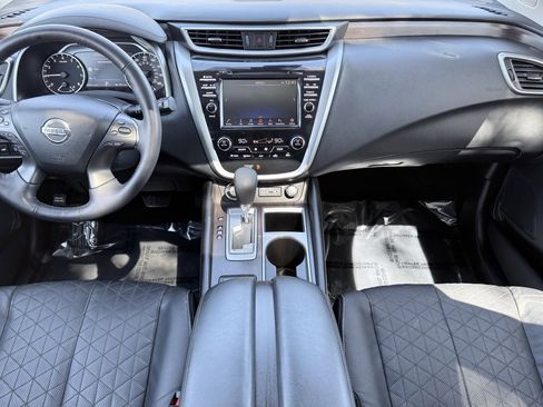 Used 2021 Nissan Murano Platinum w/ Cargo Package image 2