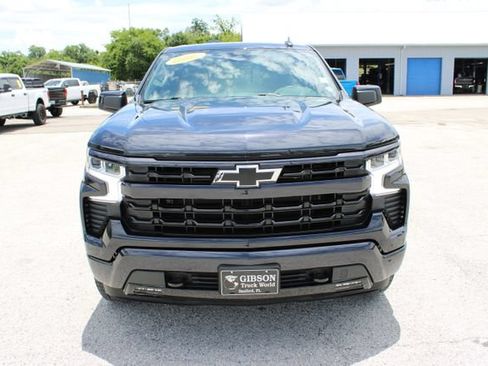 Used 2024 Chevrolet Silverado 1500 RST w/ Convenience Package II AWD/4WD image 2