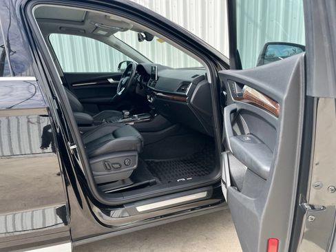 Used 2018 Audi Q5 2.0T Premium Plus w/ Premium Plus Package AWD/4WD image 16