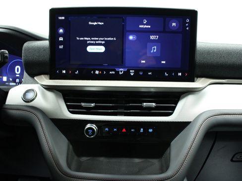 New 2026 Ford Explorer Active image 23