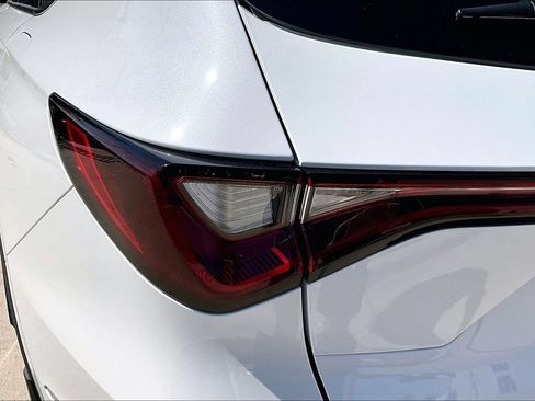 Certified 2026 Acura MDX FWD w/ Technology Package image 39