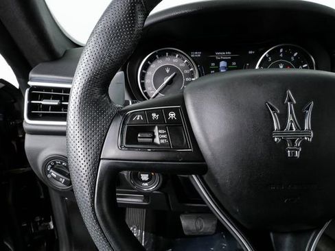 Used 2023 Maserati Ghibli Modena RWD image 10