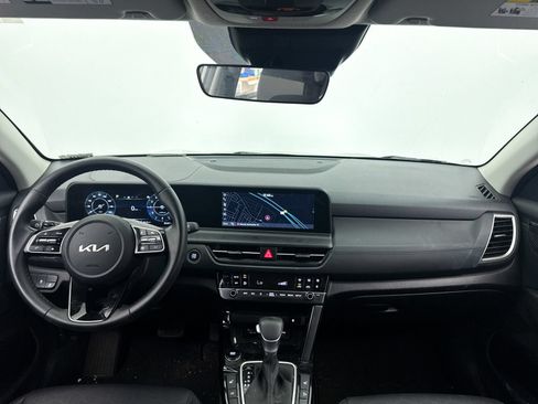 Certified 2024 Kia Seltos EX FWD image 20