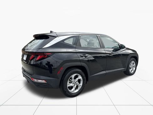 Used 2023 Hyundai Tucson SE image 9