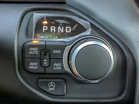 New 2026 RAM 1500 Big Horn AWD/4WD image 12