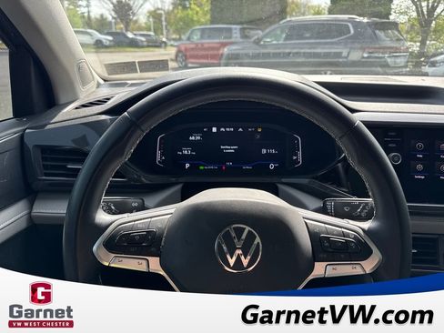 Used 2023 Volkswagen Taos SEL image 14