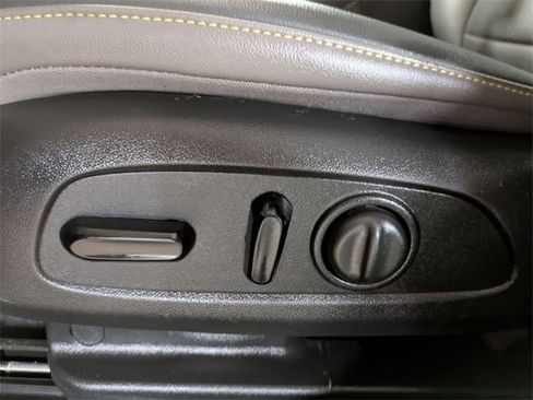 Certified 2024 Chevrolet Trax ACTIV w/ Sunroof Package image 13