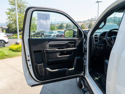 Used 2022 RAM 2500 Tradesman AWD/4WD image 12