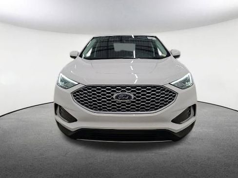 Used 2024 Ford Edge SEL image 2