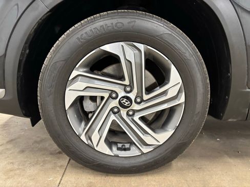 Used 2023 Hyundai Santa Fe SE FWD image 9
