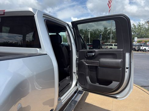 Used 2020 Chevrolet Silverado 3500 LTZ w/ LTZ Plus Package AWD/4WD image 25