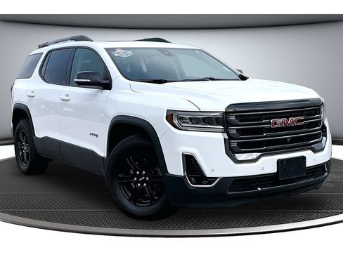 Used 2023 GMC Acadia AT4 w/ Technology Package AWD/4WD image 2