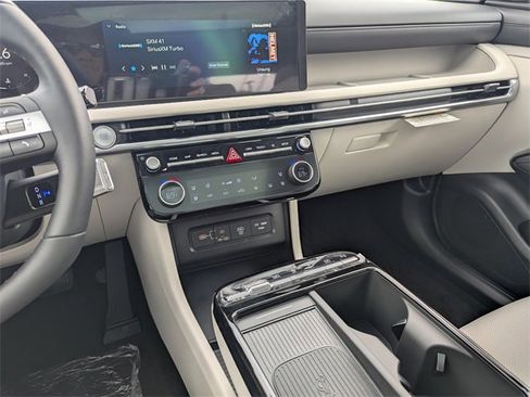 New 2026 Hyundai Tucson Limited image 19