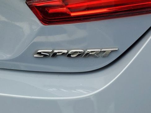 Used 2022 Honda Accord Sport image 7