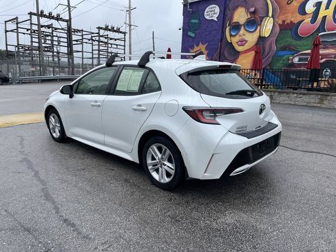 Certified 2021 Toyota Corolla SE FWD image 3