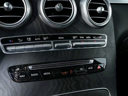 Used 2017 Mercedes-Benz GLC 300 image 12