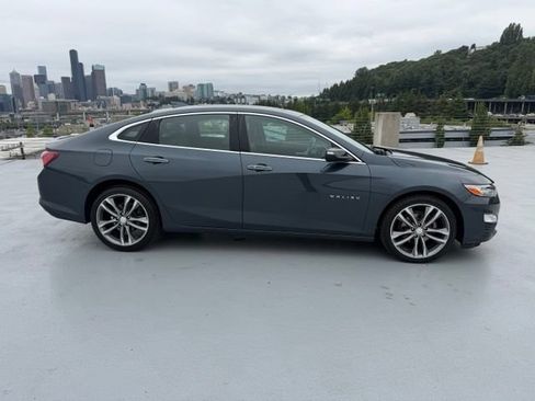 Used 2020 Chevrolet Malibu Premier FWD image 2