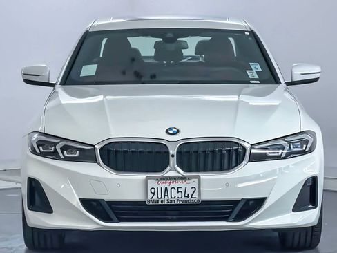 Used 2025 BMW 330i 330i w/ Premium Package image 10