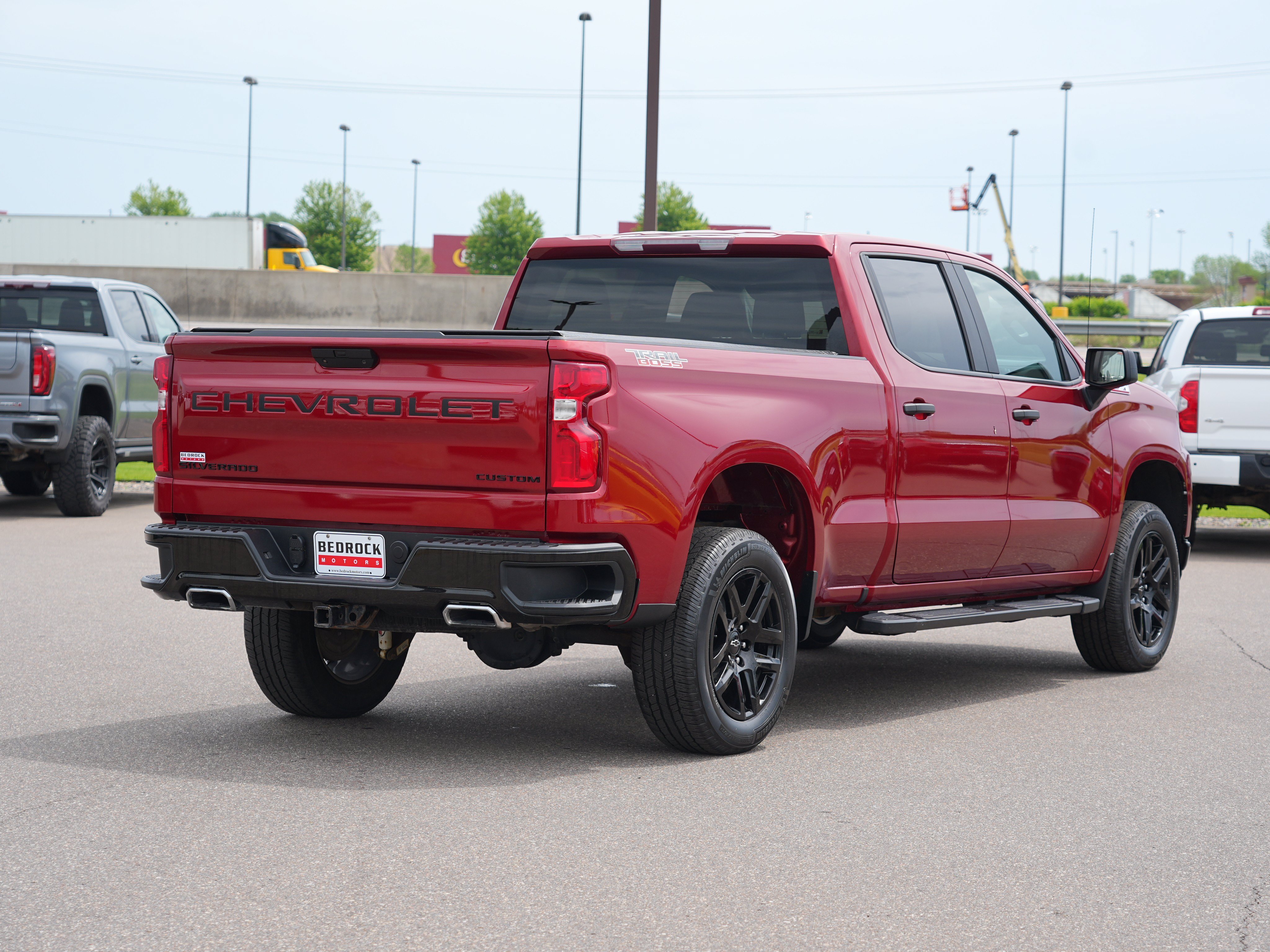 Used 2021 Chevrolet Silverado 1500 Custom Trail Boss w/ LPO, Dark Essentials Package AWD/4WD image 3