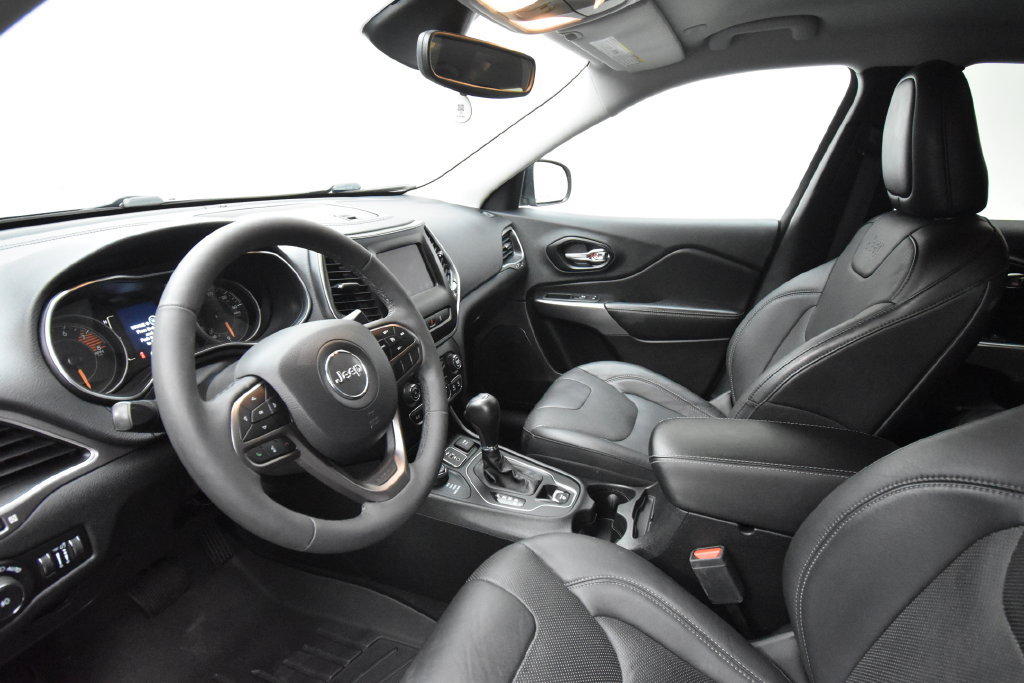 Used 2021 Jeep Cherokee Latitude Lux AWD/4WD image 7