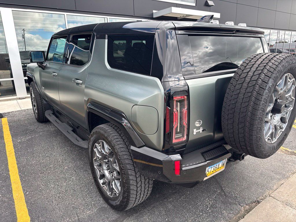 Used 2024 GMC Hummer EV 3X AWD/4WD image 3