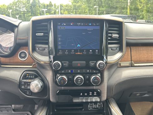 Used 2022 RAM 1500 Limited AWD/4WD image 31