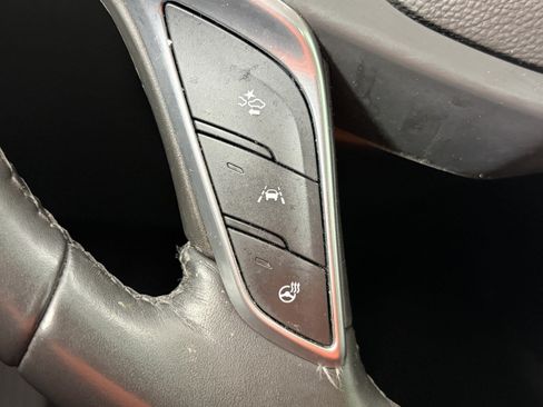 Used 2017 Cadillac XT5 Luxury w/ Driver Awareness Package AWD/4WD image 28