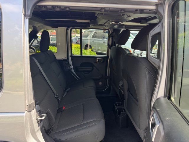 Used 2020 Jeep Wrangler Unlimited Sport S w/ Sun And Sound Package AWD/4WD image 17