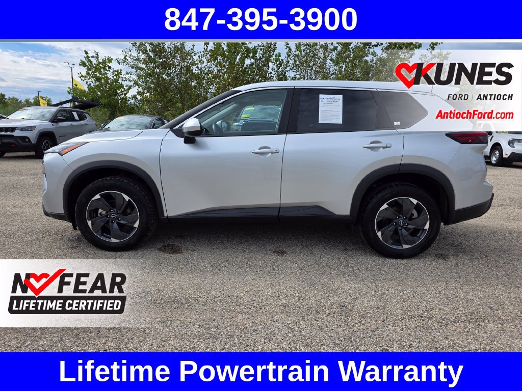 Used 2025 Nissan Rogue SV AWD/4WD image 6