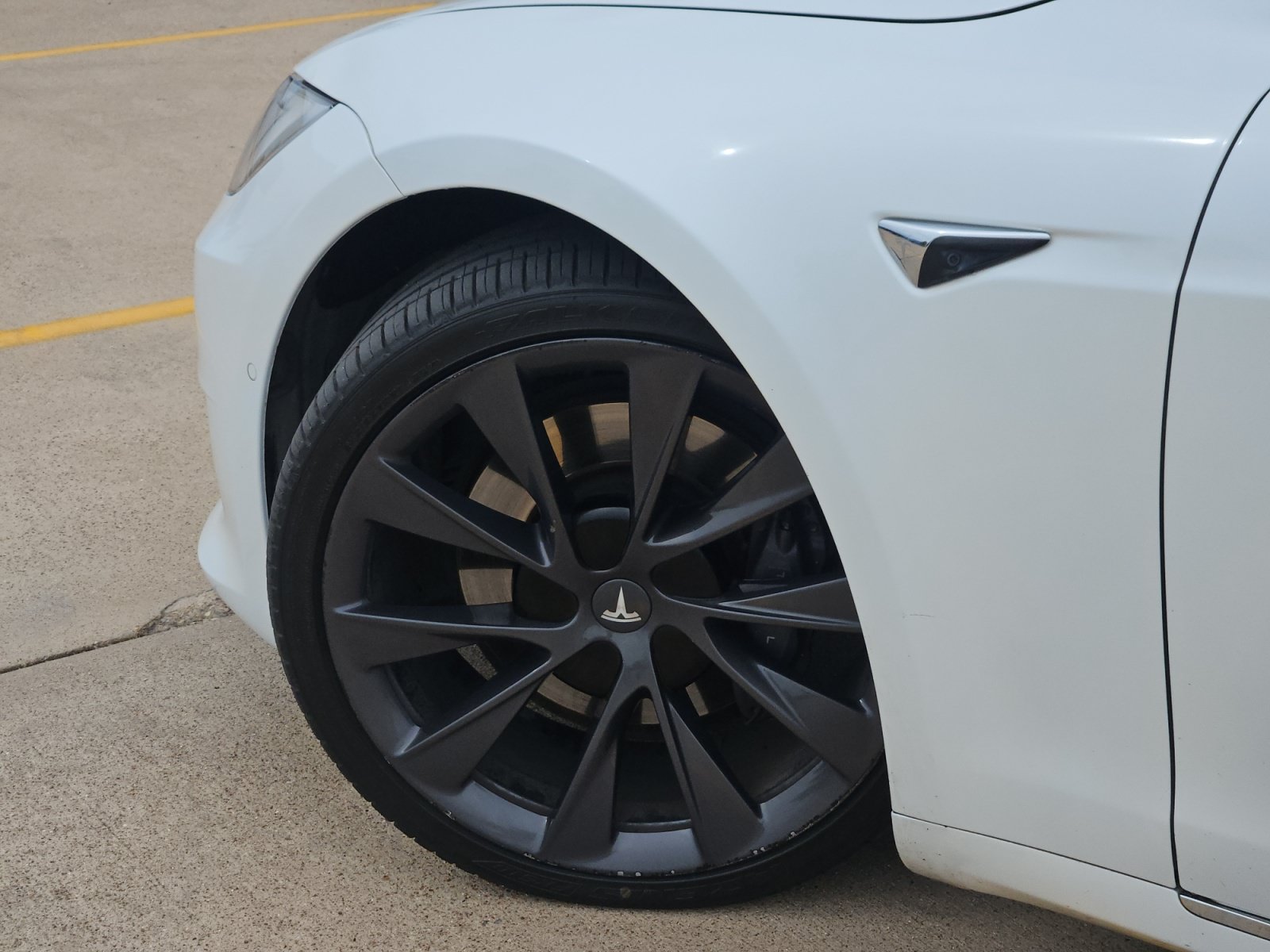 Used 2020 Tesla Model S Long Range AWD/4WD image 24