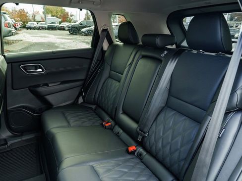 New 2026 Nissan Rogue Platinum w/ Platinum Premium Package image 24