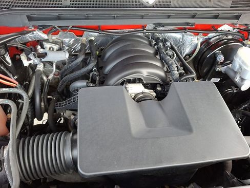 Used 2018 GMC Sierra 1500 SLE w/ SLE Value Package AWD/4WD image 28