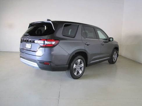 Certified 2025 Honda Pilot EX-L image 24