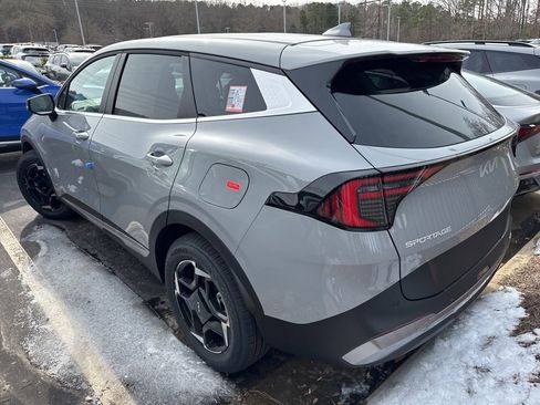 New 2026 Kia Sportage EX image 4