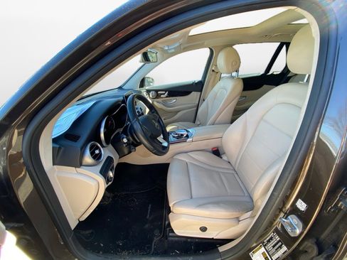 Used 2016 Mercedes-Benz GLC 300 4MATIC image 9