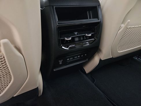 New 2026 Jeep Grand Cherokee Limited RWD image 13