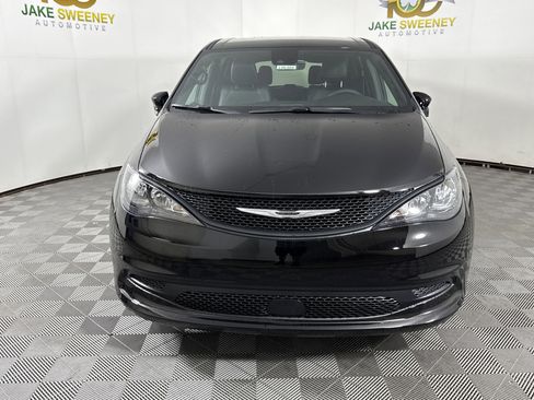 New 2026 Chrysler Voyager LX FWD image 3