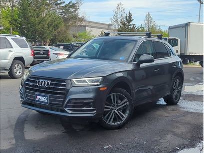 Used 2020 Audi Q5 e Prestige w/ Prestige Package