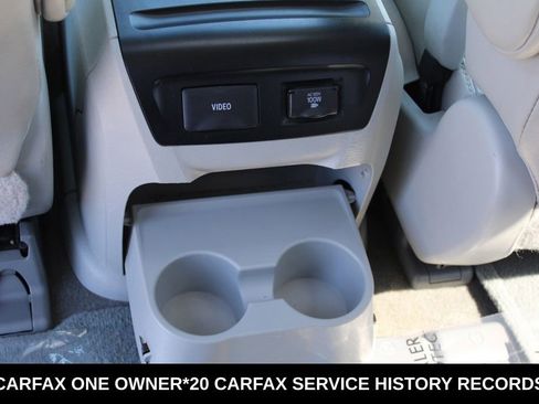 Used 2014 Toyota Sienna XLE w/ XLE Premium Package FWD image 30