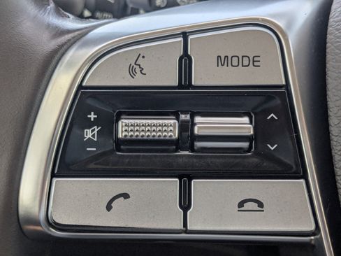 Used 2022 Kia Telluride SX w/ Towing Package image 34