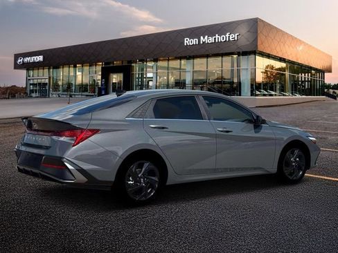 New 2026 Hyundai Elantra SEL Sport Premium FWD image 8