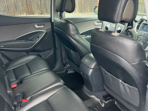 Used 2018 Hyundai Santa Fe Sport w/ 2.4L Value Package 02 AWD/4WD image 15