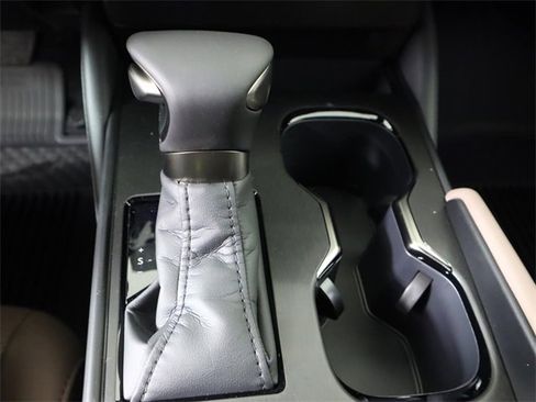 New 2025 Lexus ES 350 350 image 18