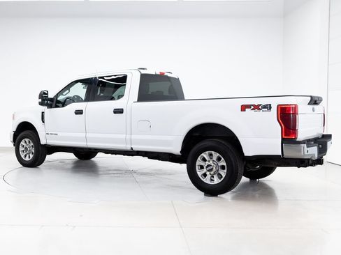 Used 2021 Ford F350 XLT w/ XLT Value Package AWD/4WD image 6