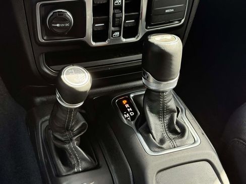 Used 2024 Jeep Wrangler Sahara w/ Technology Group image 18