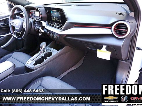 New 2026 Chevrolet Trax RS w/ Driver Confidence Package image 12