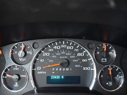 Used 2024 Chevrolet Express 2500 w/ Driver Convenience Package RWD image 14