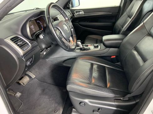 Used 2021 Jeep Grand Cherokee Limited AWD/4WD image 16