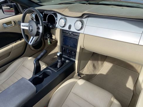 Used 2006 Ford Mustang GT Premium RWD image 13