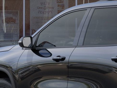 New 2026 Chevrolet Traverse LT w/ Midnight/Sport Edition image 12